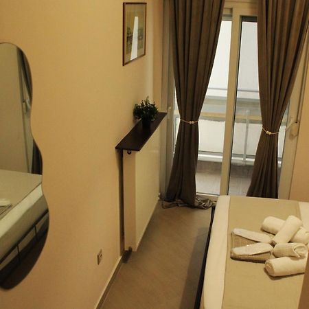 Alice Apartment アレクサンドルポリス エクステリア 写真